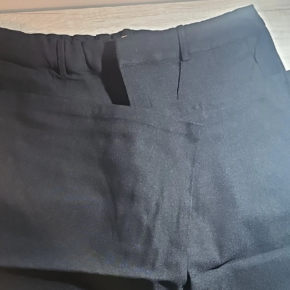 HALARA Black Nylon Pants - Picture 4 of 4